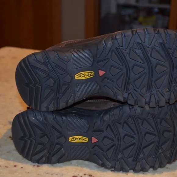 Mens Keen Brixton